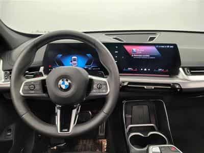 BMW X1 1.5iA sDrive18 Pack M PRO NAVI / FULL LED / PANO / JA 19" (2025) - Photo 9