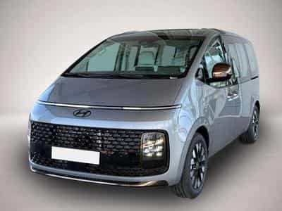Hyundai Staria (2025) - Photo 1