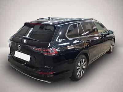 VW Golf (2025) - Photo 2