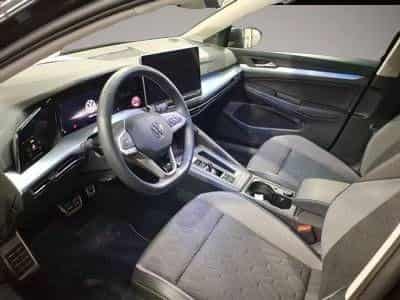 VW Golf (2025) - Photo 3