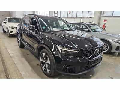Volvo XC40 B3 Plus Dark DCT (2025) - Photo 2