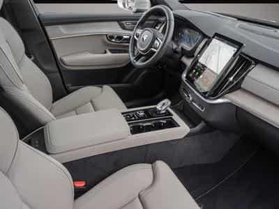 Volvo XC90 (2024) - Photo 6