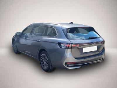 VW Passat (2025) - Photo 4