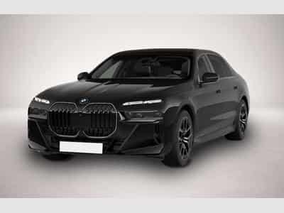 BMW 740 (2026) - Photo 1