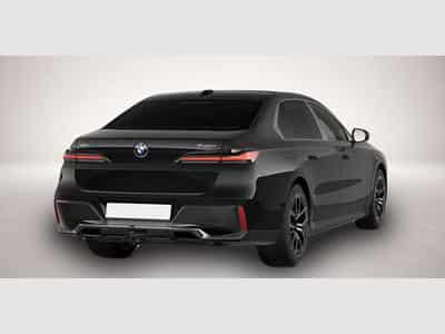 BMW 740 (2026) - Photo 3