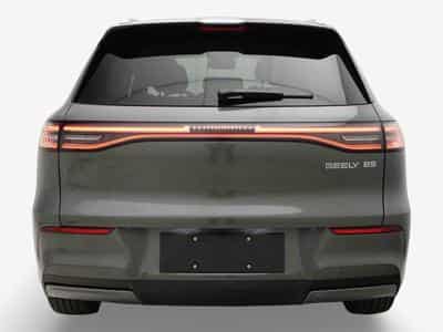 Geely EX5 PRO + 60 kWH´h (2026) - Photo 5