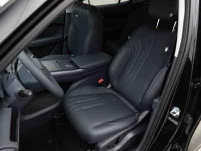 Geely EX5 PRO + 60 kWH´h (2026) - Photo 8