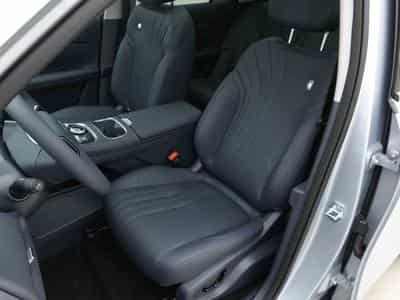 Geely Starray EM-i 1.5 PHEV 263 Automatique (2026) - Photo 8