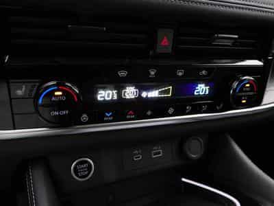 Nissan X-Trail 1.5 VC-T MHEV 163 AUTO TEKNA (2026) - Photo 14