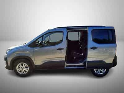 Peugeot Rifter AT 130 N1/NAVY/Kamera (2026) - Photo 6