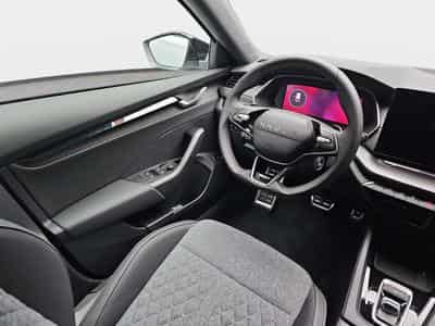Skoda Octavia 2.0 TDi 150 DSG Sportline (2026) - Photo 8