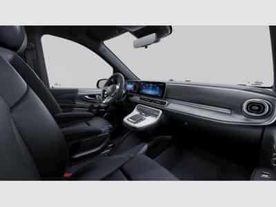 Mercedes V AVANTGARDE d lang (2026) - Photo 8
