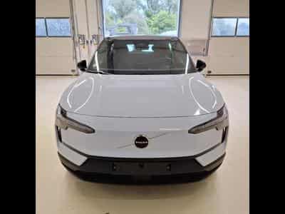 Volvo EX30 BEV 69KWH SINGLE MOTOR EXT. RANGE PLUS *HAYON* ACC * (2024) - Foto 2