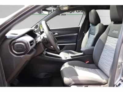 Jeep Avenger Overland 4xe HYBRID (2026) - Foto 11