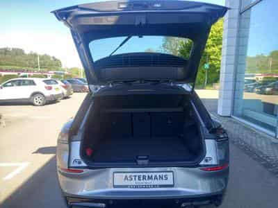 VW T-Roc R-Line 1.5 eTSI (2026) - Photo 8