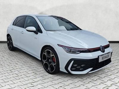 VW Golf 2.0 TSI 195 kW GTI (2026) - Photo 1