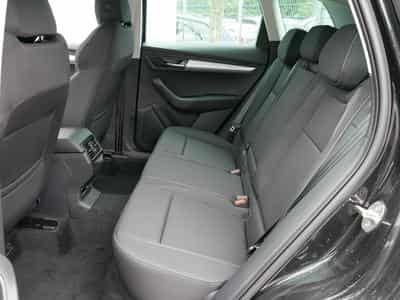 Skoda Karoq Selection 2.0 TDI DSG 4x4 (2026) - Photo 7