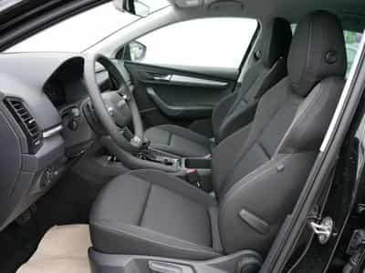 Skoda Karoq Selection 2.0 TDI DSG 4x4 (2026) - Photo 8