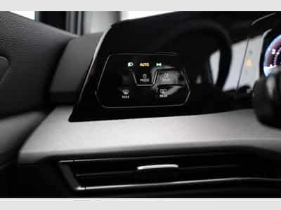VW Golf Variant 1.5 eTSI 110 kW Life (2026) - Photo 8
