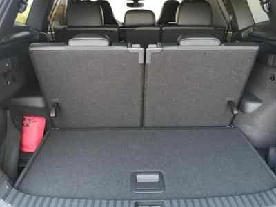VW Tayron 2.0 TDI 142 kW 4Motion R-Line (2025) - Photo 13