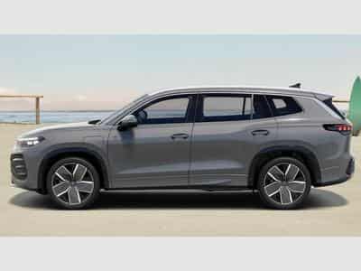 VW Tayron R-Line (2026) - Photo 2