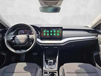 Skoda Octavia 2.0 TDI 110 kW Selection (2026) - Foto 11