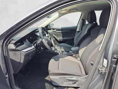 Skoda Octavia 2.0 TDI 110 kW Selection (2026) - Foto 9