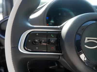 Fiat 500 BOCELLI 42 Kwh (2023) - Photo 12