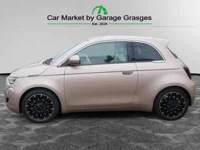 Fiat 500 BOCELLI 42 Kwh (2024) - Photo 2