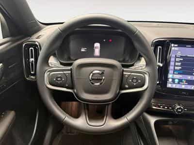 Volvo XC40 B3 Plus Dark / Essence (2025) - Photo 12
