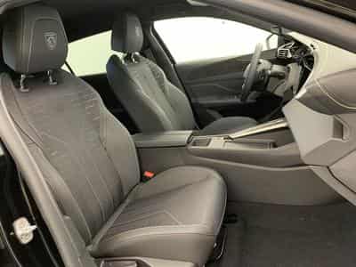 Peugeot 308 NOUVELLE Hybrid 145 e-DCS6 GT (2026) - Photo 9