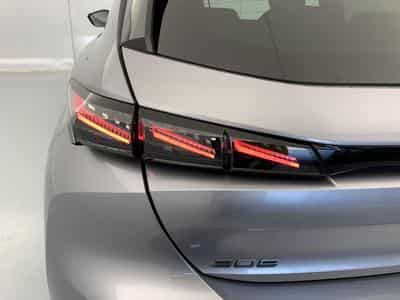 Peugeot 308 NOUVELLE Hybrid 145 e-DCS6 GT (2026) - Photo 11