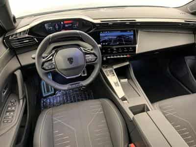 Peugeot 308 NOUVELLE Hybrid 145 e-DCS6 GT (2026) - Photo 14