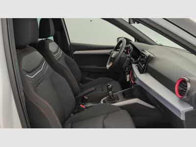 Seat Arona 1.0 TSI 95 CH START/STOP BVM5 FR (2025) - Foto 9