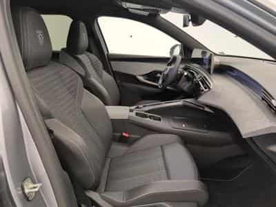 Peugeot 5008 HYBRID 145CH E-DCS6 GT (2025) - Photo 9