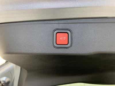Jeep Avenger 1.2 Turbo T3 110 ch e-Hybrid BVR6 Summit (2026) - Foto 13