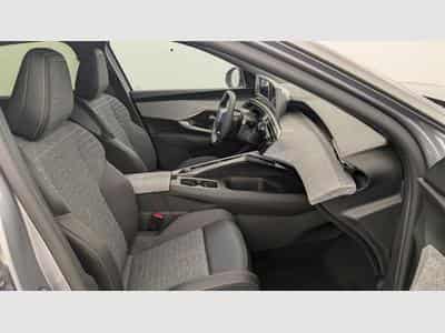 Peugeot 3008 Hybrid 145 e-DCS6 Allure (2025) - Photo 9