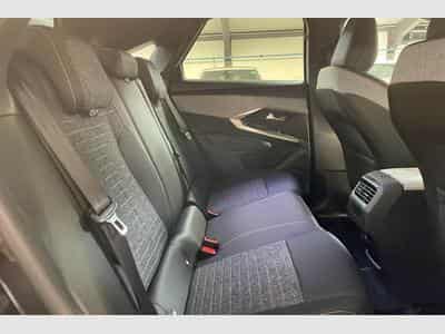 Peugeot 3008 Hybrid 145 e-DCS6 Allure (2025) - Photo 10