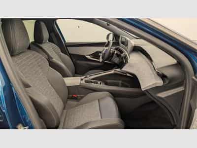 Peugeot 5008 HYBRID 145 CH E-DCS6 ALLURE (2025) - Photo 9