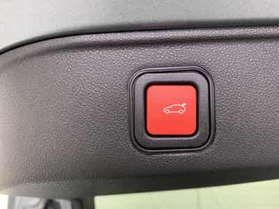 Alfa-Romeo Junior 1.2 Ibrida 145 ch e-DCT6 Ti (2026) - Photo 13