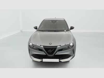 Alfa-Romeo Junior 1.2 Ibrida 145 ch e-DCT6 Ti (2026) - Photo 2