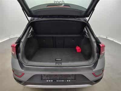 VW T-Roc 1.0 TSI Life Navi Cockpit / Led / PDC av+ar (2023) - Photo 14