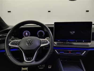 VW Tiguan 1.5 eTSI 150Cv DSG New R-Line *NAVI/COCKPIT/CAMERA/SG CH"* (2024) - Photo 9