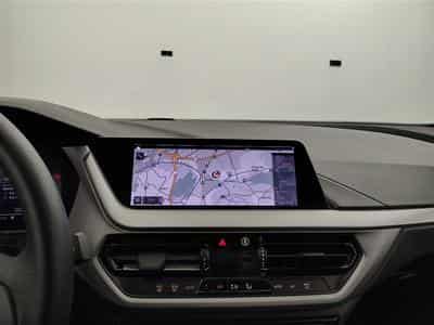 BMW 118 i NAVI / S-CUIR SPORT / FULL LED (2022) - Photo 11