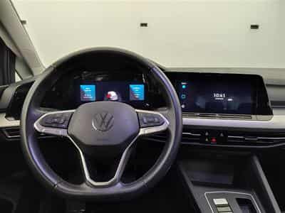 VW Golf 1.0 eTSI Life DSG NAVI / FULL LED / CARPLAY (2023) - Photo 9