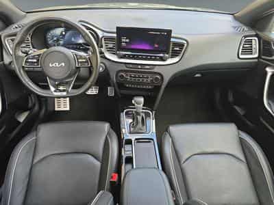 Kia Ceed GT Line 1.5T 160 DCT (2025) - Foto 10