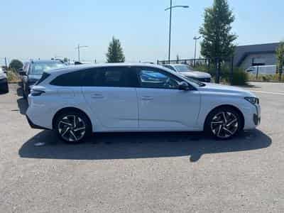 Peugeot 308 1.5 BLUEHDI 130 ALLURE EAT8 (2025) - Photo 4