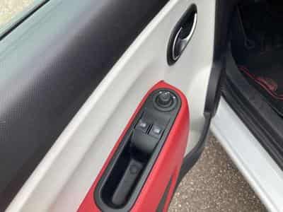 Renault Twingo 1.0 SCE 70 INTENS (2015) - Photo 11