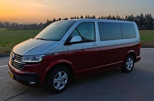 VW Multivan Bully (2020) - Photo 6