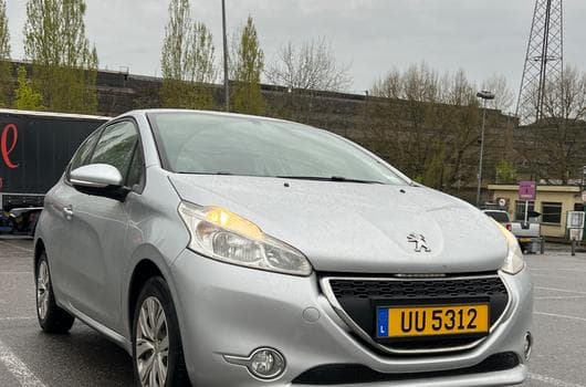 Peugeot 208 (2013) - Photo 2